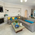 Appartement Panselinos *