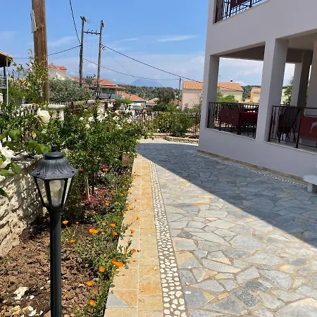Panselinos Appartement *