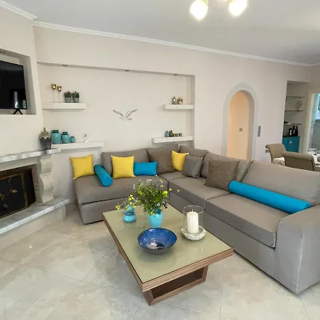 Apartment Panselinos *